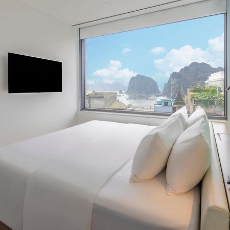 Tru By Hilton Ha Long Hon Gai Centre Hotel Exterior photo